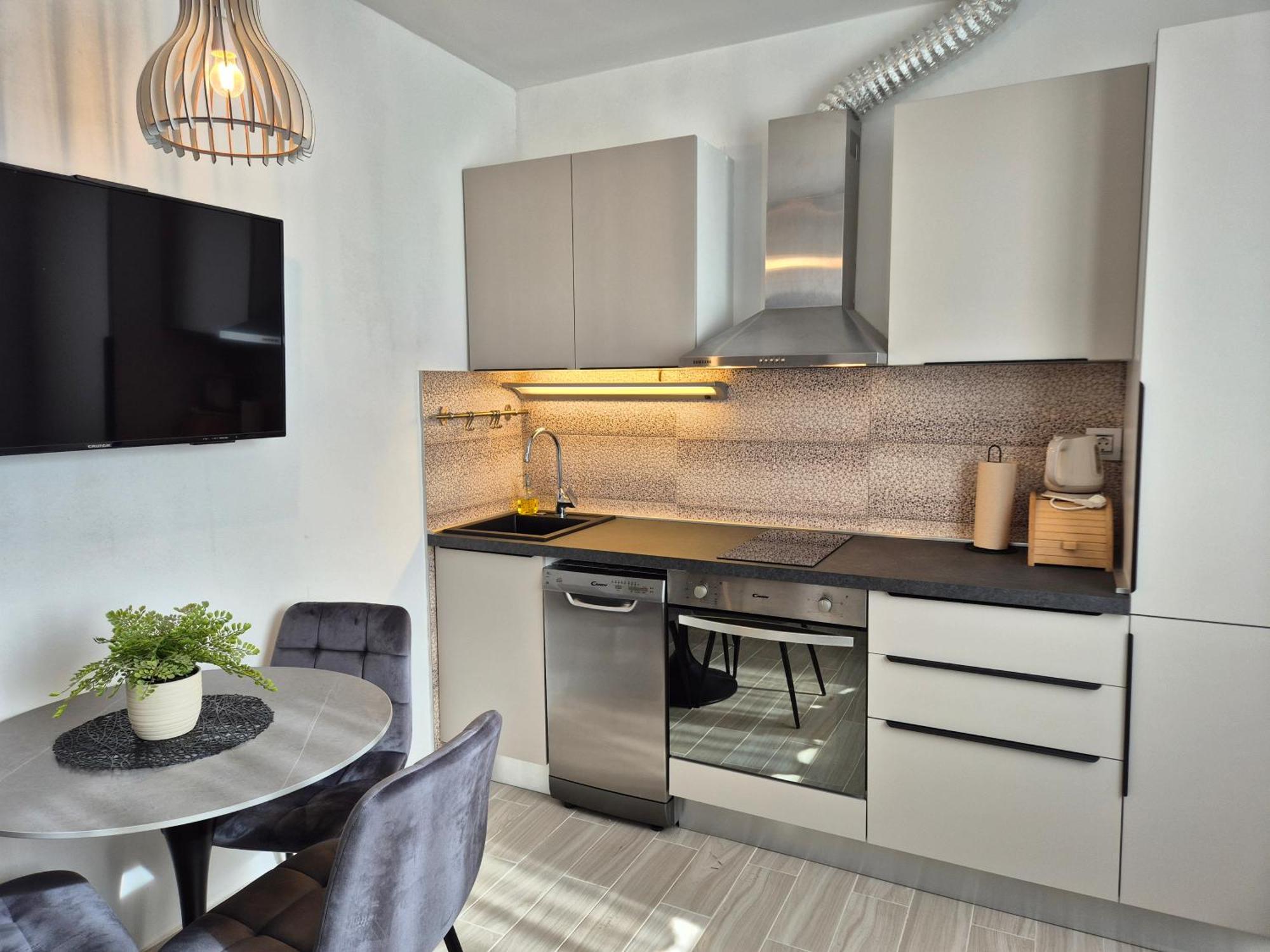 רוגוזניצה Renovated Apartments Skorin מראה חיצוני תמונה