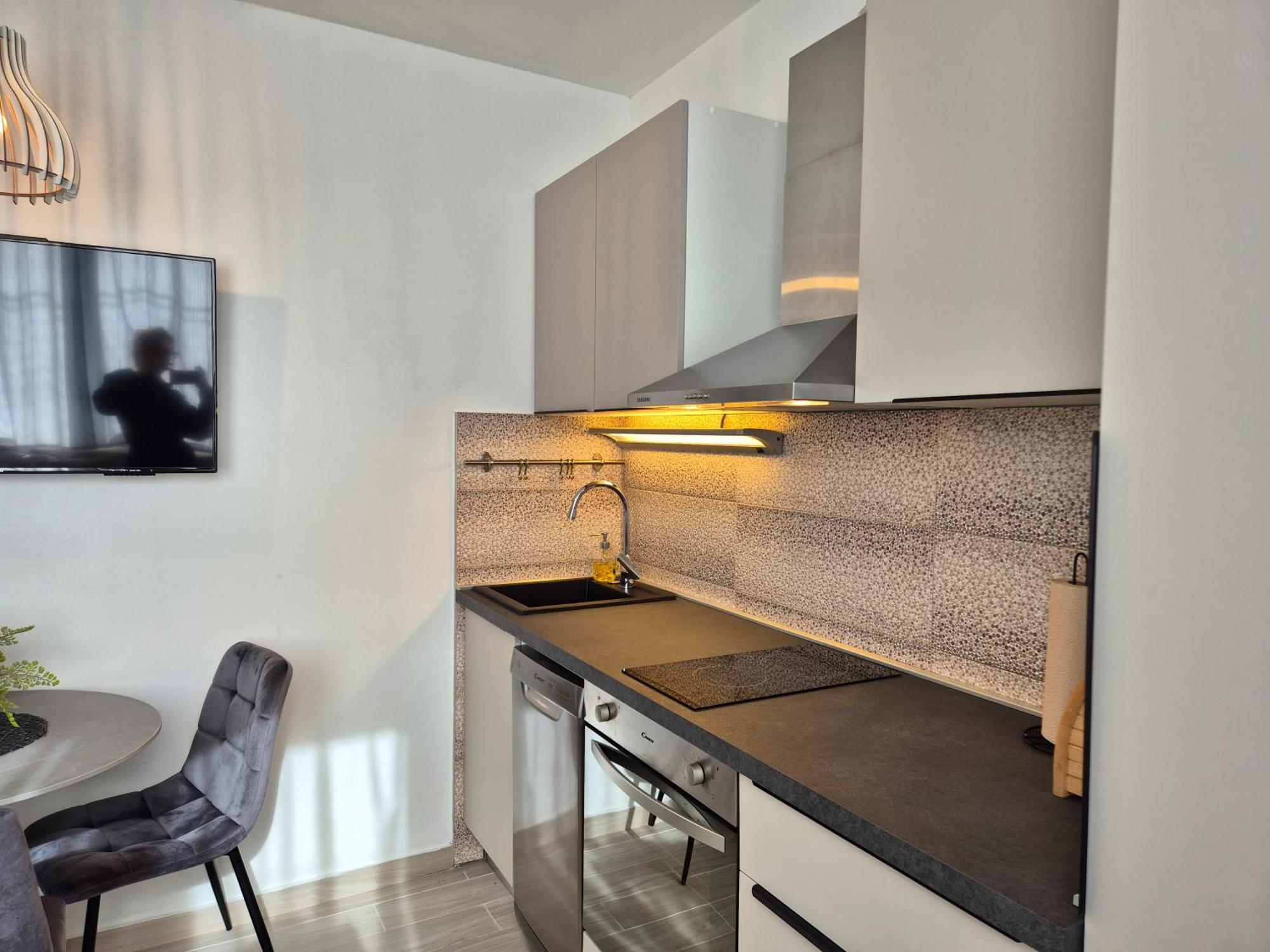 רוגוזניצה Renovated Apartments Skorin מראה חיצוני תמונה