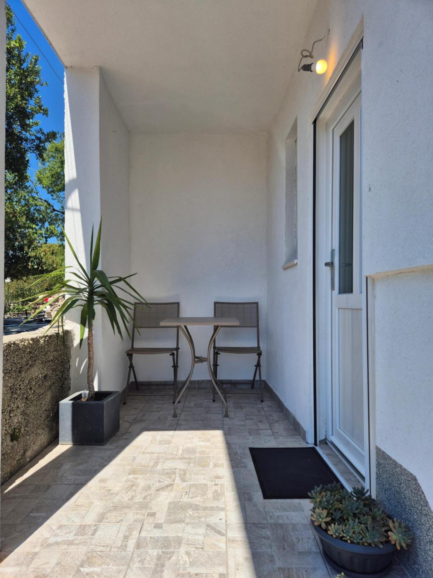 רוגוזניצה Renovated Apartments Skorin מראה חיצוני תמונה